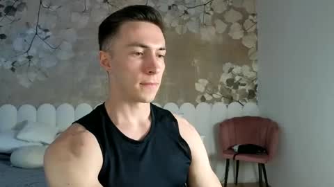 Snapshot of cristianovilla chatting on 05/19/26, 05:30 CristianoHailey online show from 05/19/26, 05:30