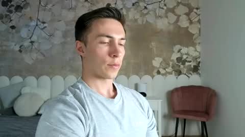 Snapshot of cristianovilla chatting on 06/06/26, 06:12 CristianoHailey online show from 06/06/26, 06:12