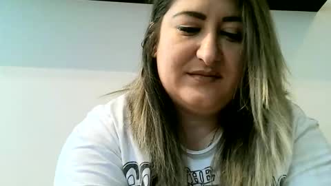 cristina20021991 online show from 03/21/26, 12:10