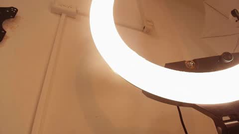 Cris  online show from 04/12/26, 06:46