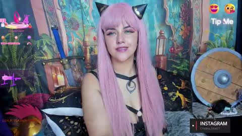 Snapshot of cristina_blue21 chatting on 12/04/25, 07:17 Cristina online show from 12/04/25, 07:17