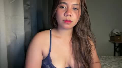 Cristina Valerie online show from 11/12/25, 06:36