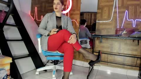 Julieta online show from 04/22/26, 09:38