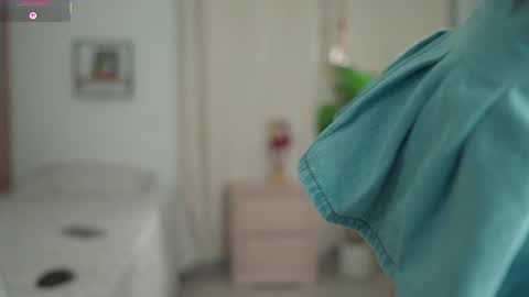 ....... online show from 11/10/25, 10:25