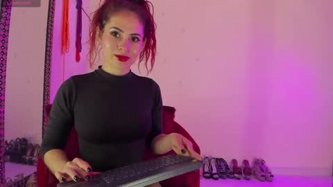 Cristin online show from 02/13/25, 04:50