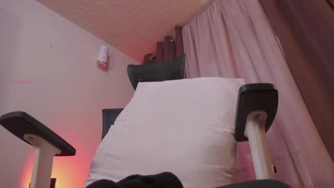 Criston online show from 04/04/26, 10:29