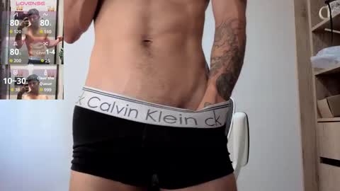 cristopher23  online show from 10/18/25, 07:03