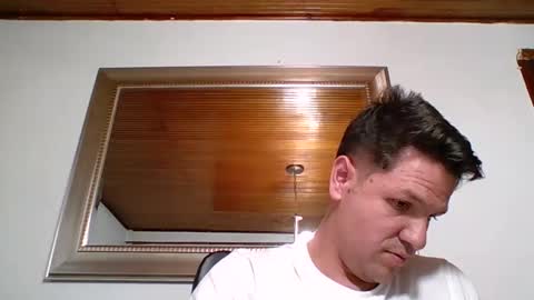 cristopher3042 online show from 09/23/25, 10:35