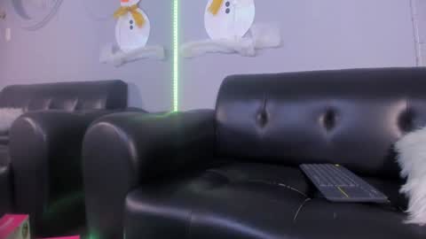 Cristopher online show from 01/04/25, 03:28