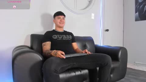 Cristopher online show from 03/10/26, 10:53