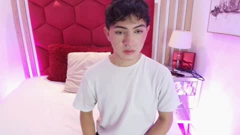 Cristopher  online show from 03/24/26, 08:36