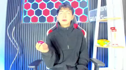 Cristopher  online show from 04/12/26, 08:03