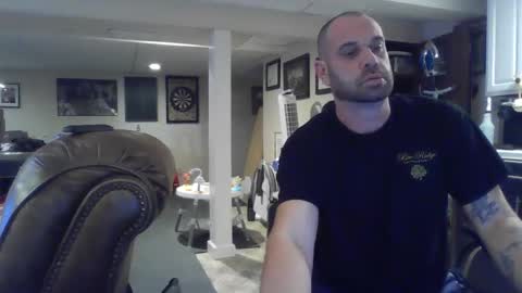 Snapshot of crm400 chatting on 09/20/25, 01:50 billybasement online show from 09/20/25, 01:50
