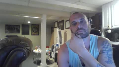 Snapshot of crm400 chatting on 09/24/25, 12:36 billybasement online show from 09/24/25, 12:36