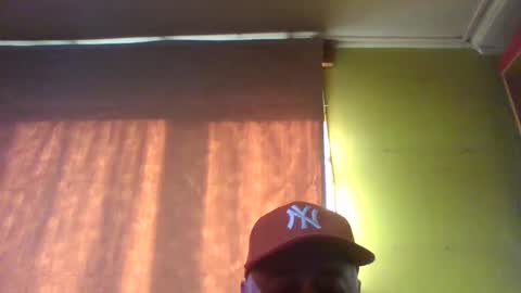 Snapshot of crmperez chatting on 05/31/26, 08:21 crmperez online show from 05/31/26, 08:21