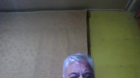 Snapshot of crmperez chatting on 06/14/26, 04:25 crmperez online show from 06/14/26, 04:25