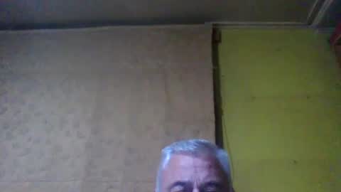 Snapshot of crmperez chatting on 06/18/26, 02:34 crmperez online show from 06/18/26, 02:34