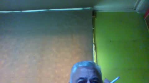 Snapshot of crmperez chatting on 06/26/26, 05:50 crmperez online show from 06/26/26, 05:50