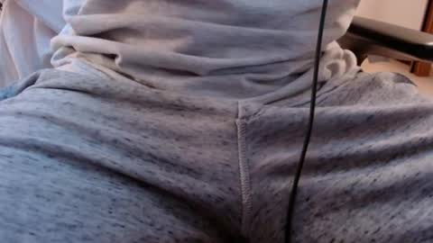 Snapshot of crocken_bisc chatting on 10/04/25, 04:38 crocken_bisc online show from 10/04/25, 04:38