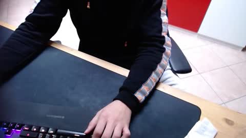 crocken_bisc online show from 02/05/26, 03:16