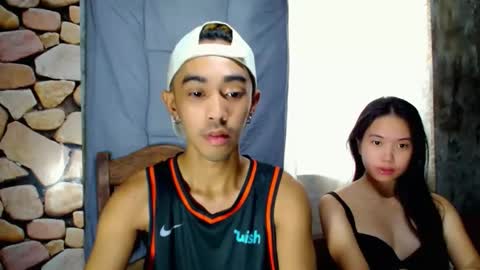 Snapshot of crocodale chatting on 12/14/25, 11:31 crocodale online show from 12/14/25, 11:31