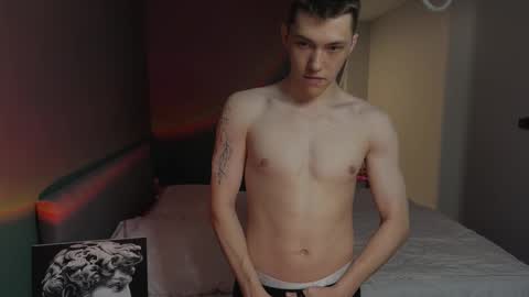 cronck52 online show from 02/11/26, 08:14