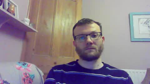 Snapshot of cropper4fun chatting on 11/27/25, 09:28 Cropper online show from 11/27/25, 09:28