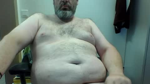 Snapshot of crouch1 chatting on 07/09/26, 02:48 Crouch1 online show from 07/09/26, 02:48