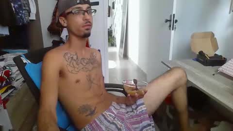 Snapshot of crudosoy chatting on 02/25/26, 04:27 Carlo online show from 02/25/26, 04:27