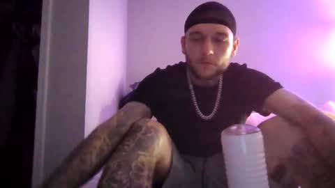 cruz815 online show from 12/18/25, 10:38