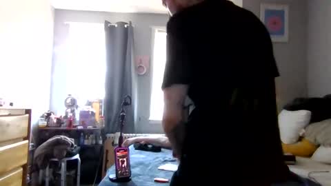 cruz815 online show from 04/01/26, 04:04