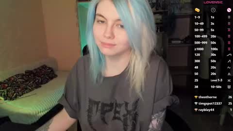 Snapshot of cryptobjgirlv2 chatting on 03/22/26, 02:09 Lilith online show from 03/22/26, 02:09