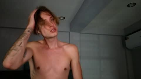 Lin inst lingoodyy online show from 02/01/25, 02:02