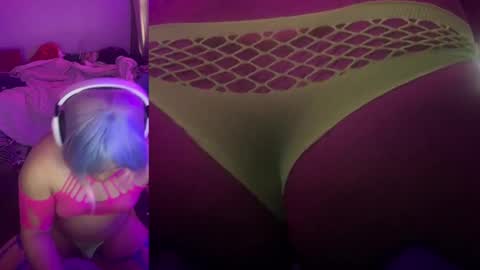 ChrysiCreambunnmommy online show from 11/03/25, 07:37