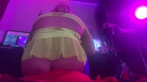 ChrysiCreambunnmommy online show from 12/03/25, 06:06