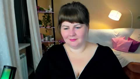 Snapshot of crystaalstaar chatting on 09/30/25, 07:52 Anna online show from 09/30/25, 07:52