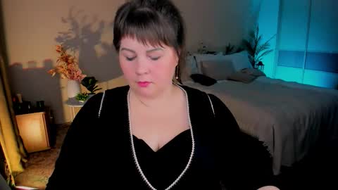 Snapshot of crystaalstaar chatting on 12/01/25, 08:36 Anna online show from 12/01/25, 08:36