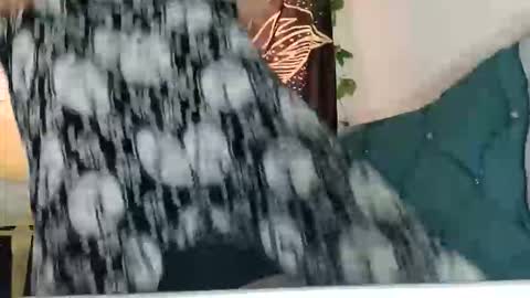 Snapshot of crystal_669 chatting on 10/21/25, 03:57 carol online show from 10/21/25, 03:57