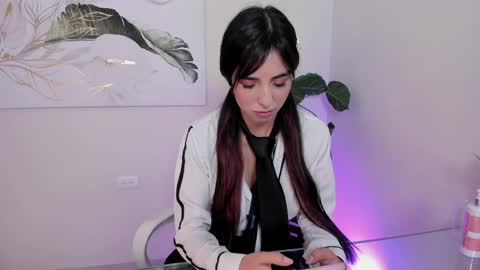 Snapshot of crystal_arlette chatting on 06/02/26, 02:52 crystal_arlette online show from 06/02/26, 02:52