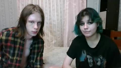 Snapshot of crystal_porn_love chatting on 02/01/25, 03:30 Crystal and Marcl online show from 02/01/25, 03:30