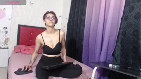 Crystal Blaze online show from 01/11/25, 08:54