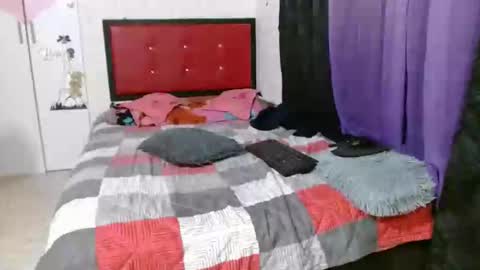 Crystal Blaze online show from 01/28/25, 04:50