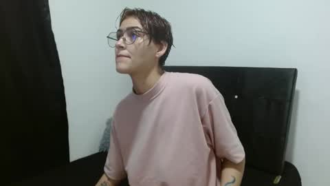 Crystal Blaze online show from 02/21/25, 02:50