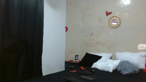 Crystal Blaze online show from 03/08/25, 12:00