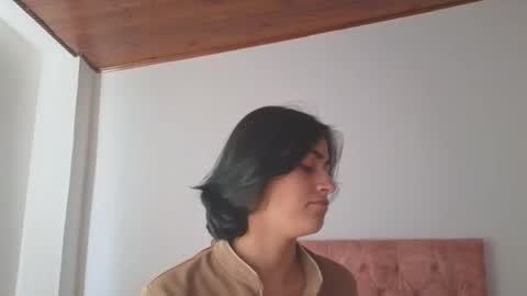 Crystal Blaze online show from 10/14/25, 04:08