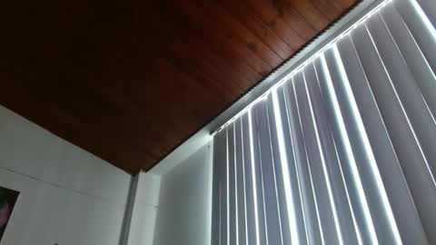 Crystal Blaze online show from 04/03/26, 01:09