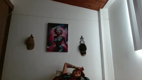 Crystal Blaze online show from 04/15/26, 03:08