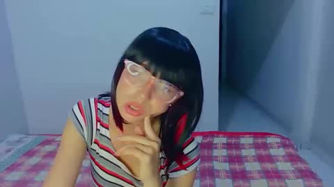 crystal_weber04 online show from 02/18/26, 04:08