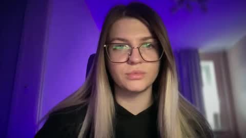 crystalblush01 online show from 03/21/26, 02:09