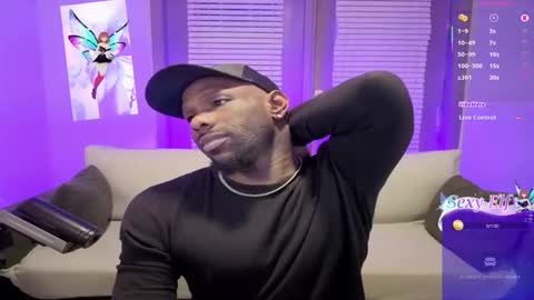 Snapshot of crystalclearstud chatting on 01/18/26, 01:53 crystalclearstud online show from 01/18/26, 01:53